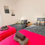 Barcelona Rooms - Ronda Universidad