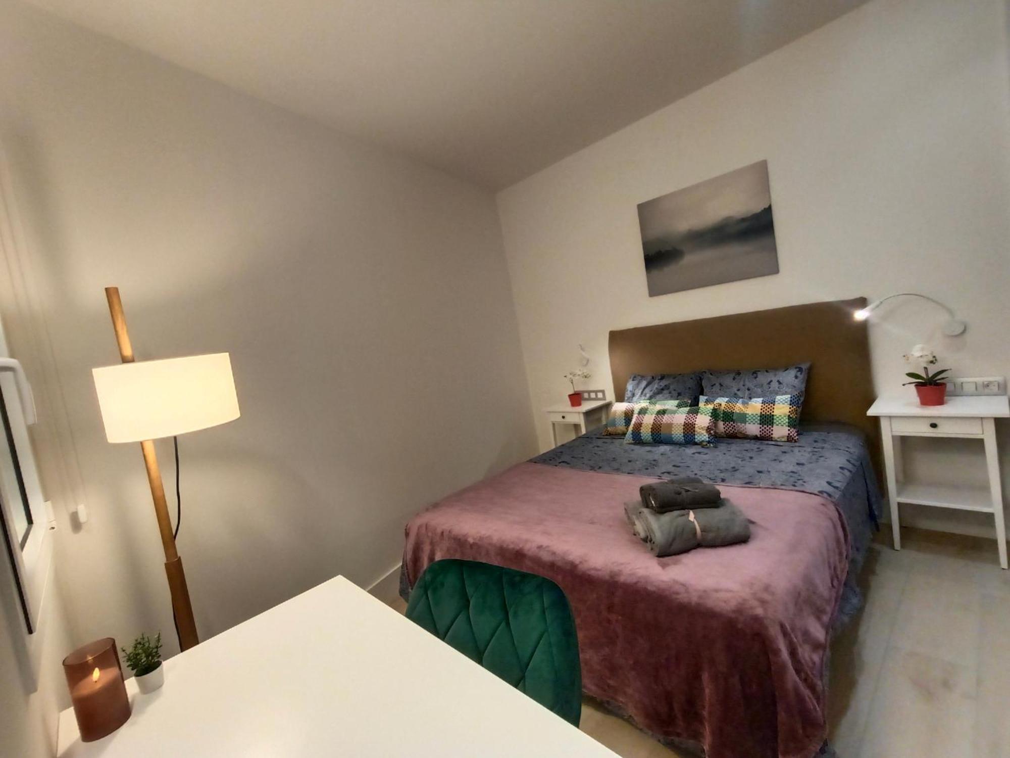 Hostal - Ronda Universidad